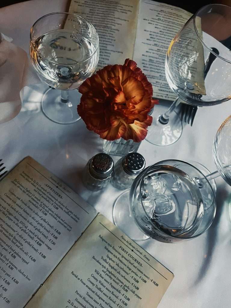 sarah boanca 6Xl4uiO2r9A unsplash